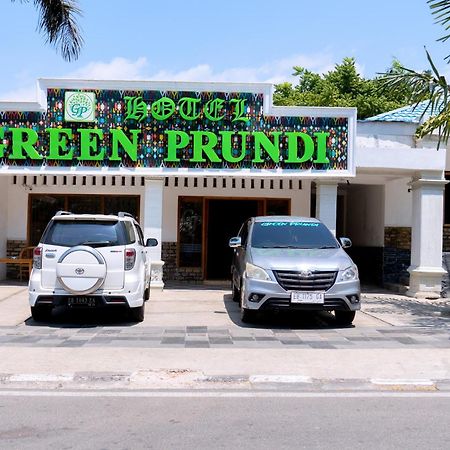 Hotel Green Prundi Labuan Bajo Exterior photo